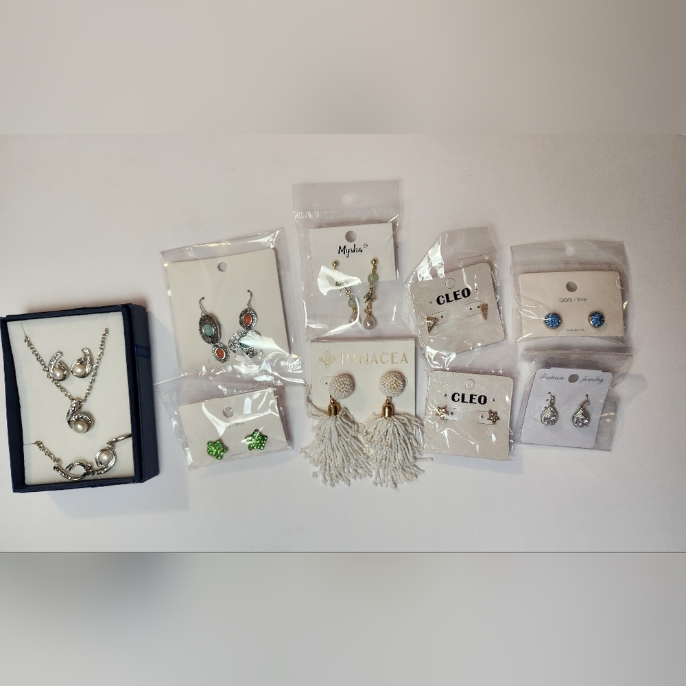 Jewery Earrings Lot 9 Piece Costume Necklace Bracelet Faux Pearls Cleo Panacea